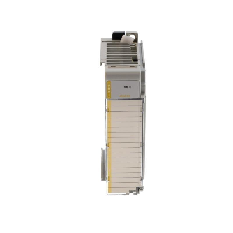 Allen Bradley 1769-OF8V CompactLogix Voltage Output Module