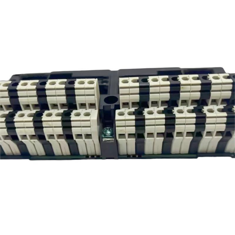 GE IC670CHS001 Chassis Module